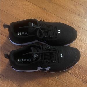 Men’s under armour sneakers